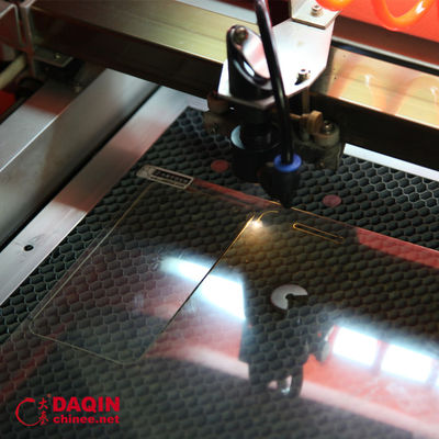 8 किलोग्राम स्क्रीन प्रोटेक्टर कटर मशीन