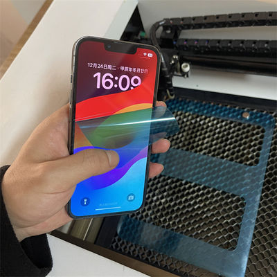 स्क्रीन प्रोटेक्टर लेजर कटिंग मशीन किसी भी मॉडल और आकार का समर्थन करती है, टेम्पलेट डेटा के आसान संशोधन और जोड़ के साथ