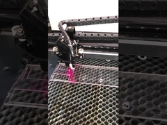 मोबाइल स्क्रीन रक्षक काटने की मशीन